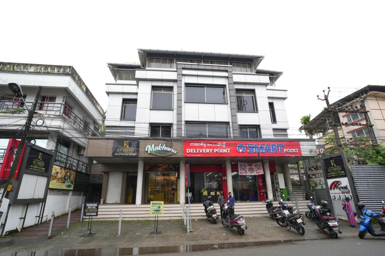 K V Suites Kochi Buitenkant foto