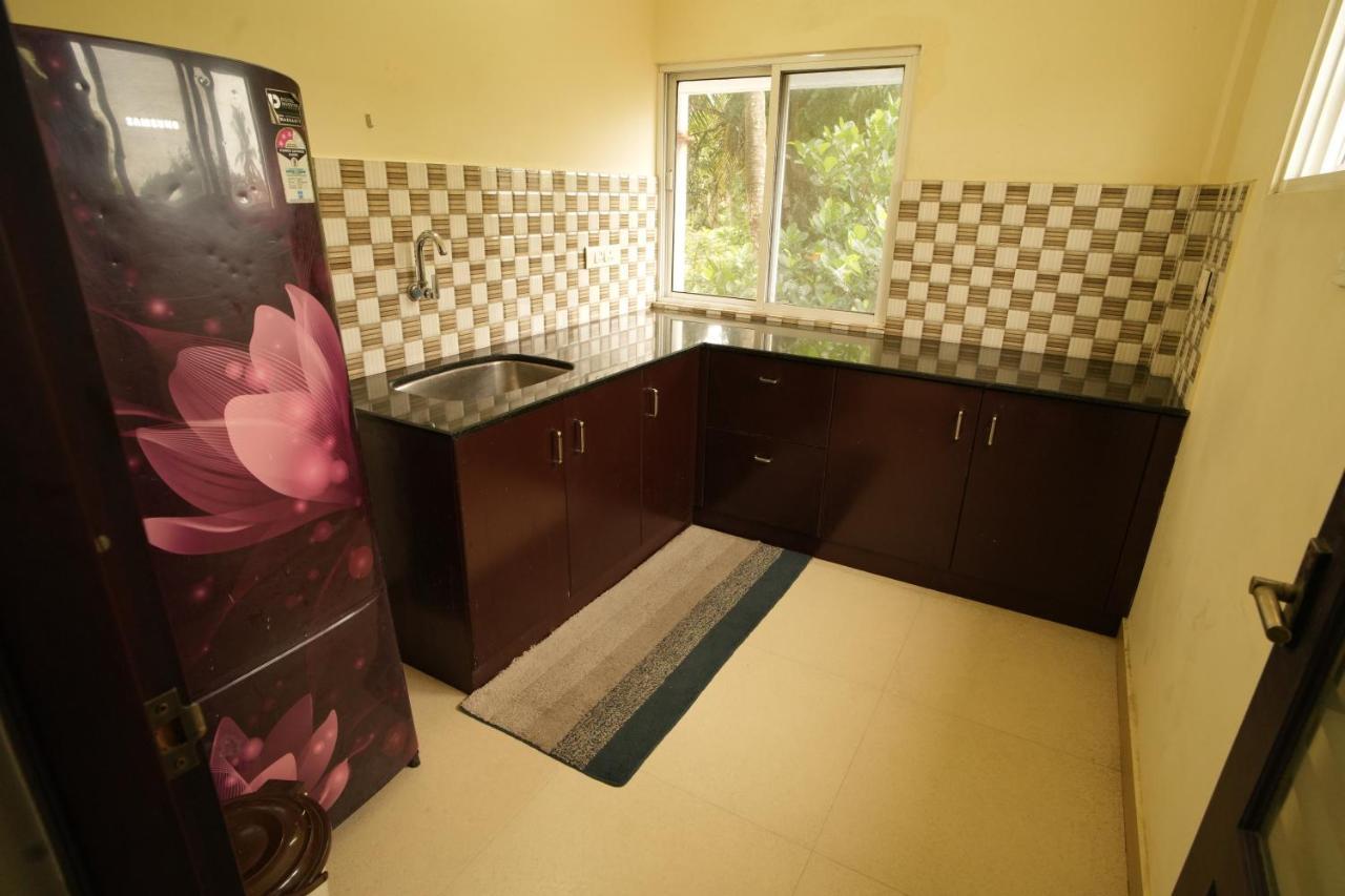 K V Suites Kochi Buitenkant foto